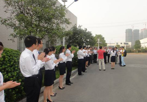 上海市演出行业协会专家团莅临尊龙凯时企业调研指导工作