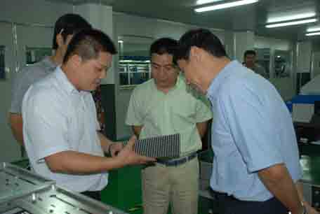 两帮两促工作组莅临尊龙凯时企业调研指导技术创新及国际先进技术引进工作