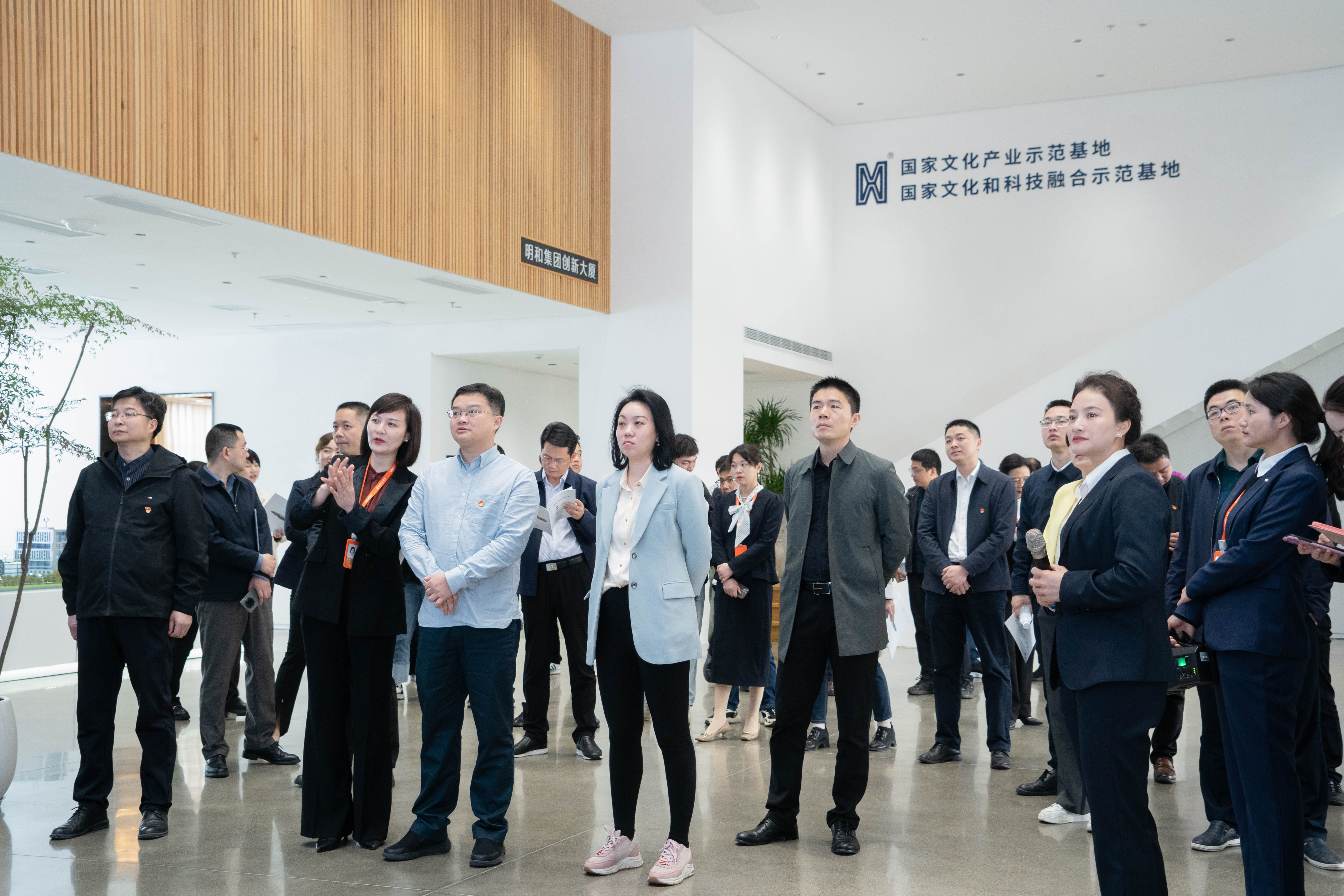 尊龙凯时·[中国]官方网站党支部与省、市发改委支部开展共建活动