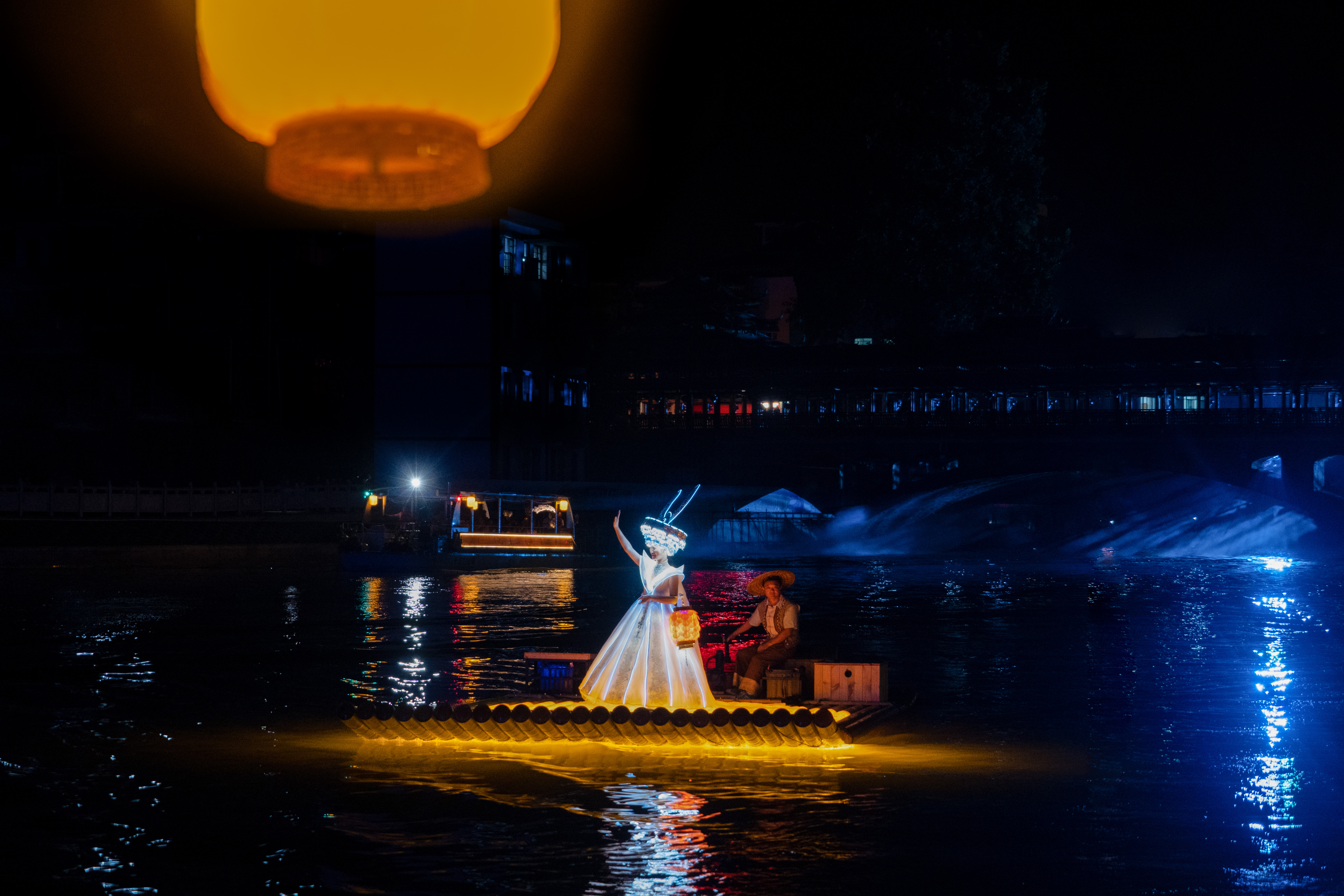 “一部戏，带火一座城”！实力展现尊龙凯时“态度”