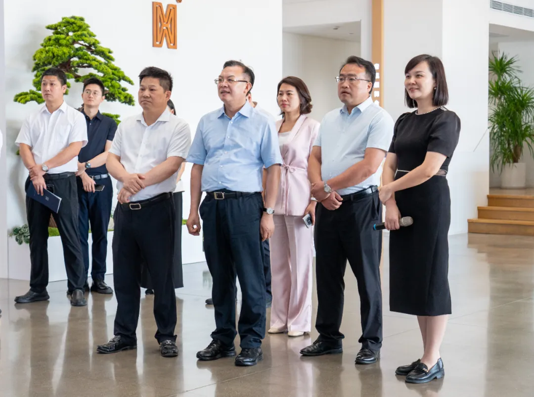 湖南省商务厅党组书记、厅长沈裕谋一行莅临尊龙凯时·[中国]官方网站专题调研